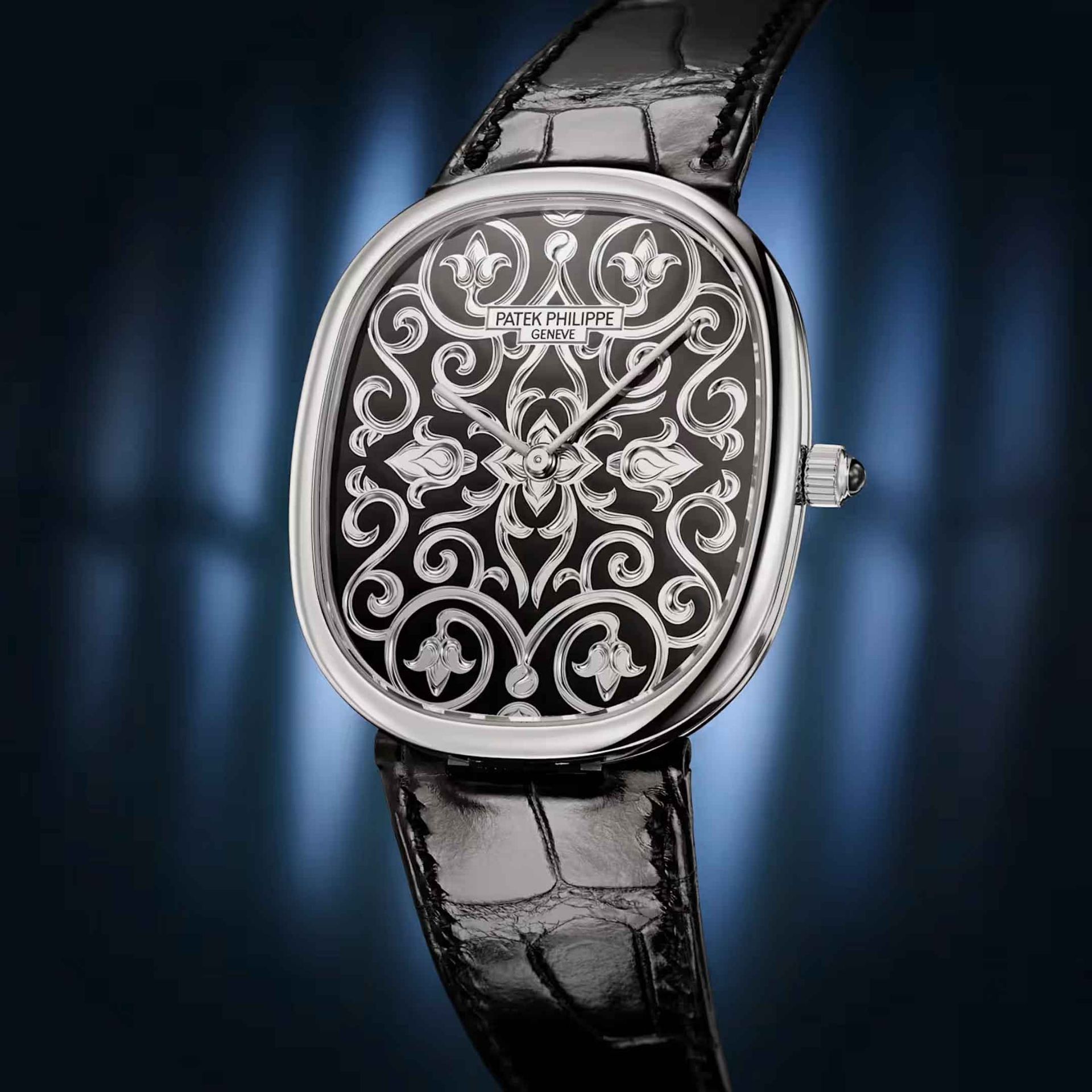 PATEK PHILIPPE Ellisse D'Oro 34.5 X 39.5  MM 5738/51G-001