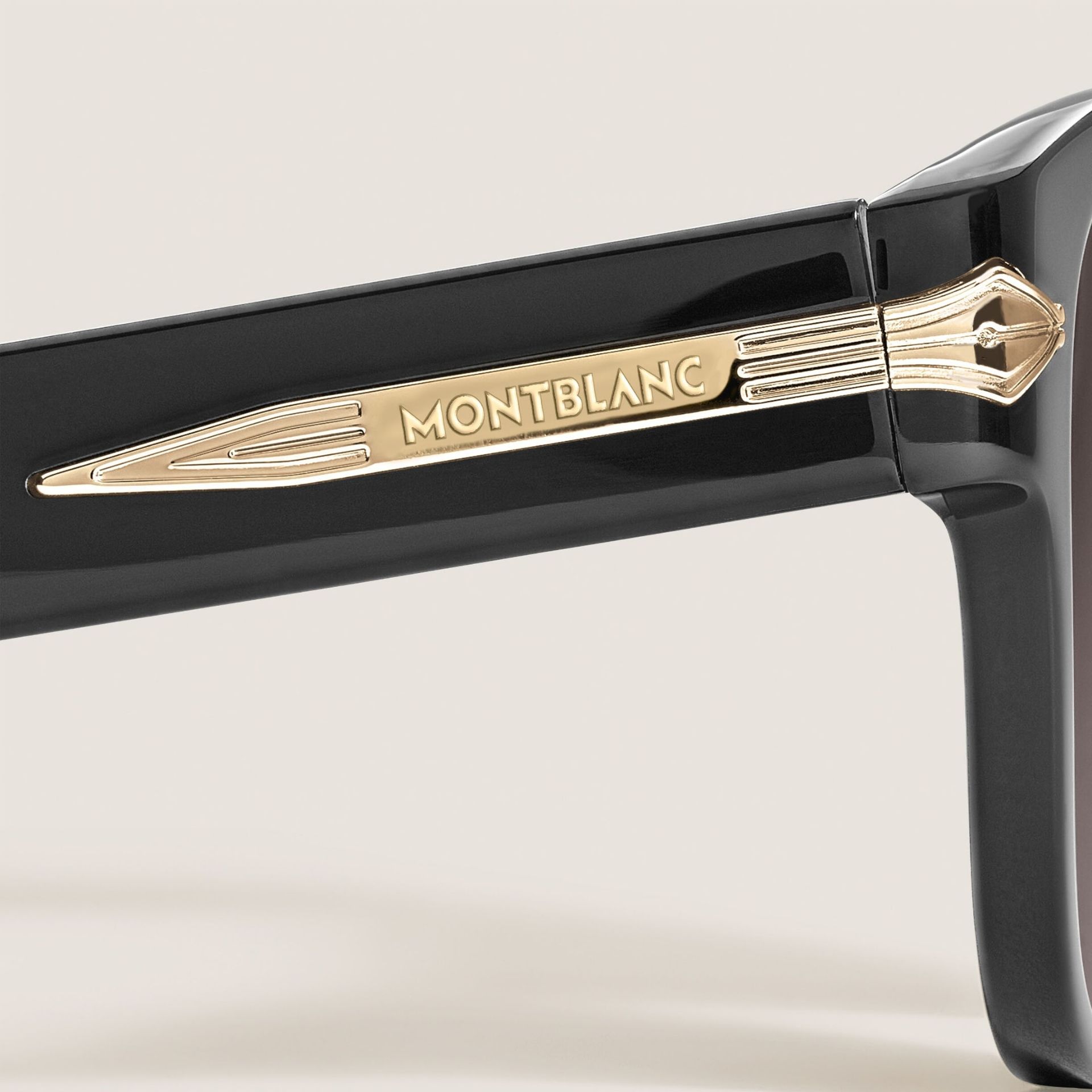 MONTBLANC Occhiali da Sole Quadrati con Montatura in Acetato Nero  137185