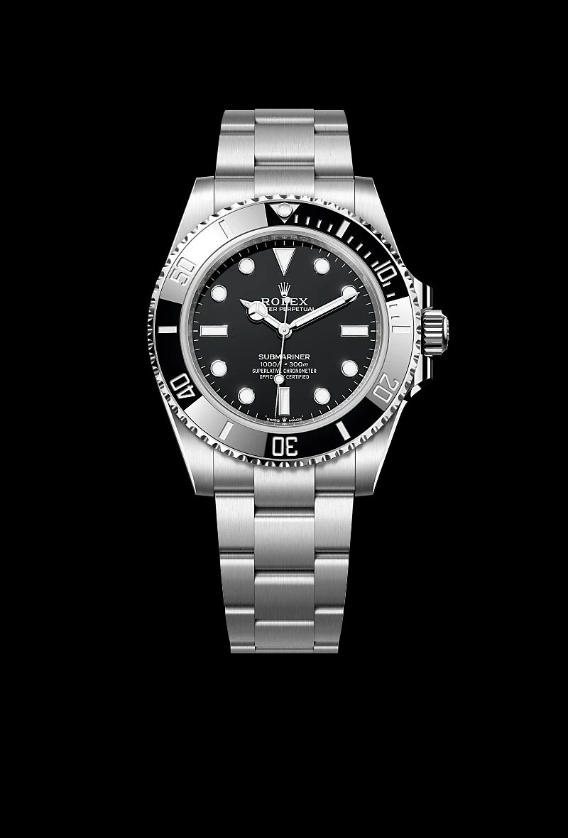 Rolex Submariner in Acciaio Oystersteelcon “Pavé madreperla farfalle”, lunetta Bombata, bracciale Acciaio Oystersteel