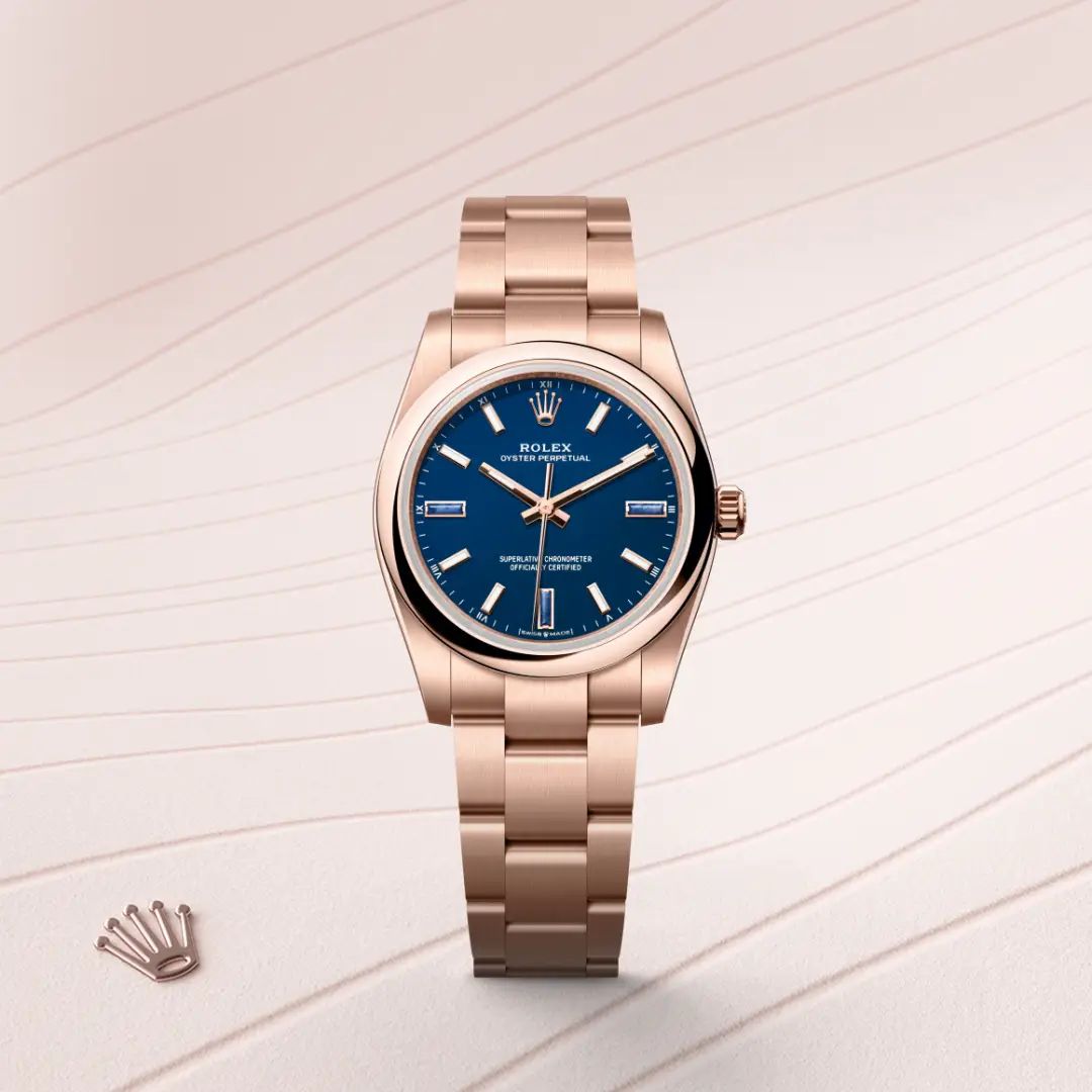 Rolex Oyster Perpetual 34 in Oystersteelcon “Butterfly mother-of-pearl pavé”, lunetta Domed, bracciale Oystersteel