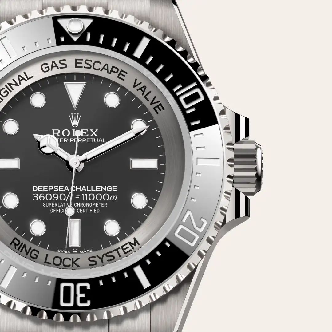 Rolex Deepsea Challenge in Oystersteelcon “Butterfly mother-of-pearl pavé”, lunetta Domed, bracciale Oystersteel