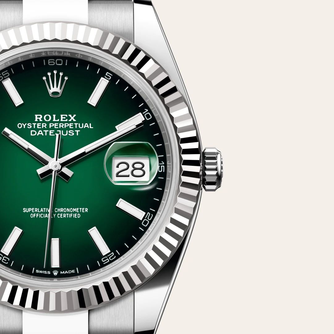 Rolex Datejust 41 in Acciaio Oystersteelcon “Pavé madreperla farfalle”, lunetta Bombata, bracciale Acciaio Oystersteel