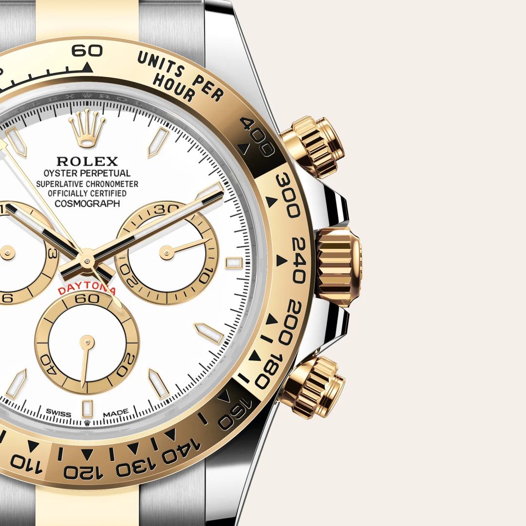 Rolex Cosmograph Daytona in Oystersteelcon “Butterfly mother-of-pearl pavé”, lunetta Domed, bracciale Oystersteel