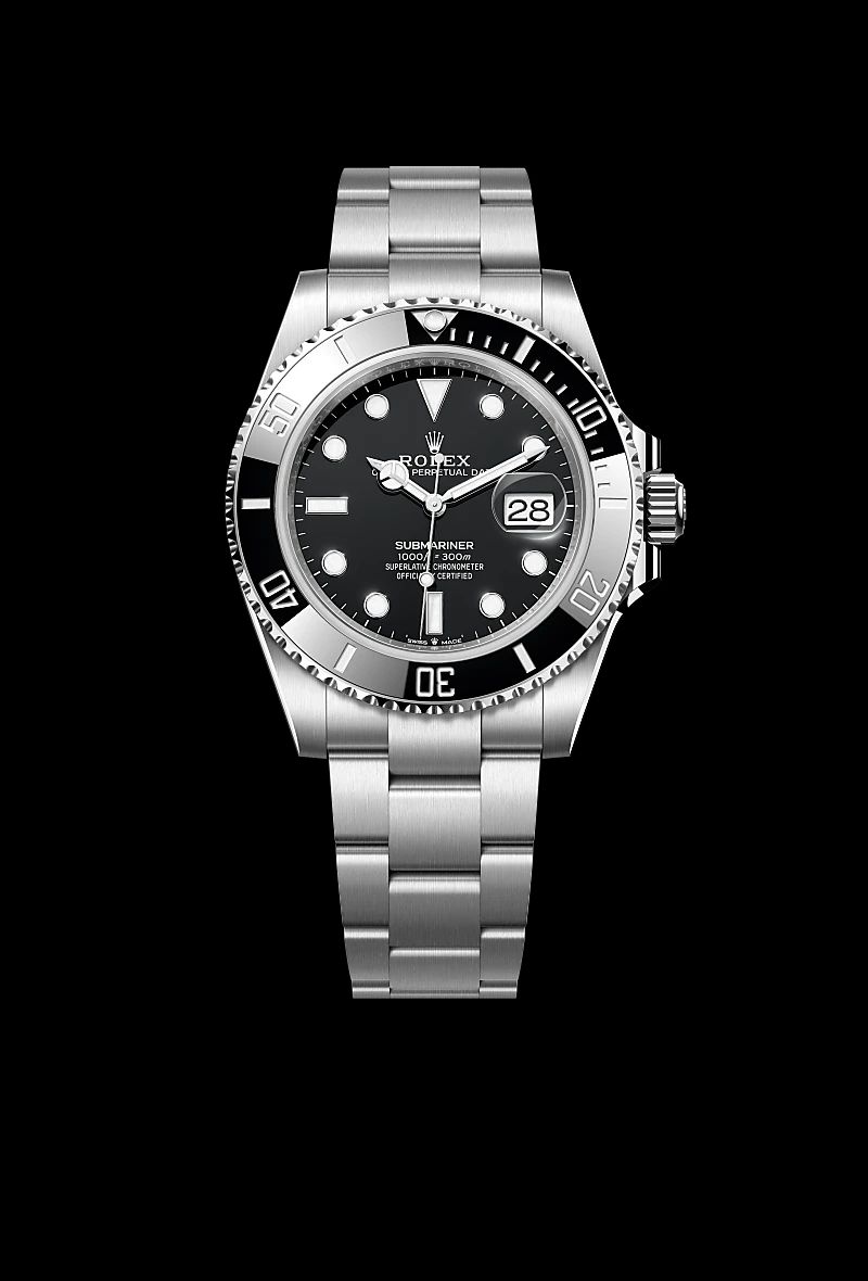 Rolex Submariner Date in Acciaio Oystersteelcon “Pavé madreperla farfalle”, lunetta Bombata, bracciale Acciaio Oystersteel