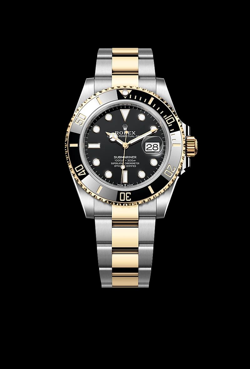 Rolex Submariner Date in Oystersteelcon “Butterfly mother-of-pearl pavé”, lunetta Domed, bracciale Oystersteel