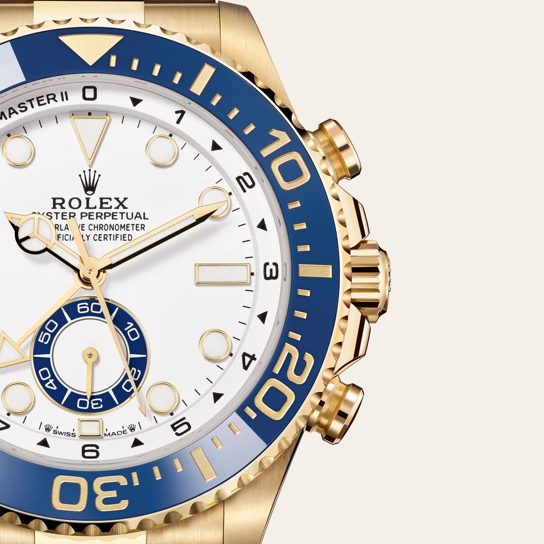 Rolex Yacht-Master II in Acciaio Oystersteelcon “Pavé madreperla farfalle”, lunetta Bombata, bracciale Acciaio Oystersteel