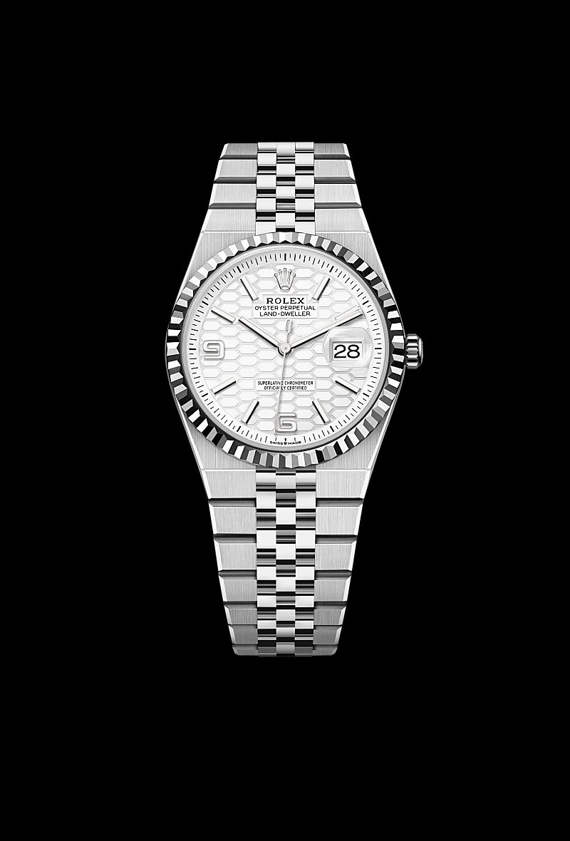 Rolex Land-Dweller 36 in Oystersteelcon “Butterfly mother-of-pearl pavé”, lunetta Domed, bracciale Oystersteel