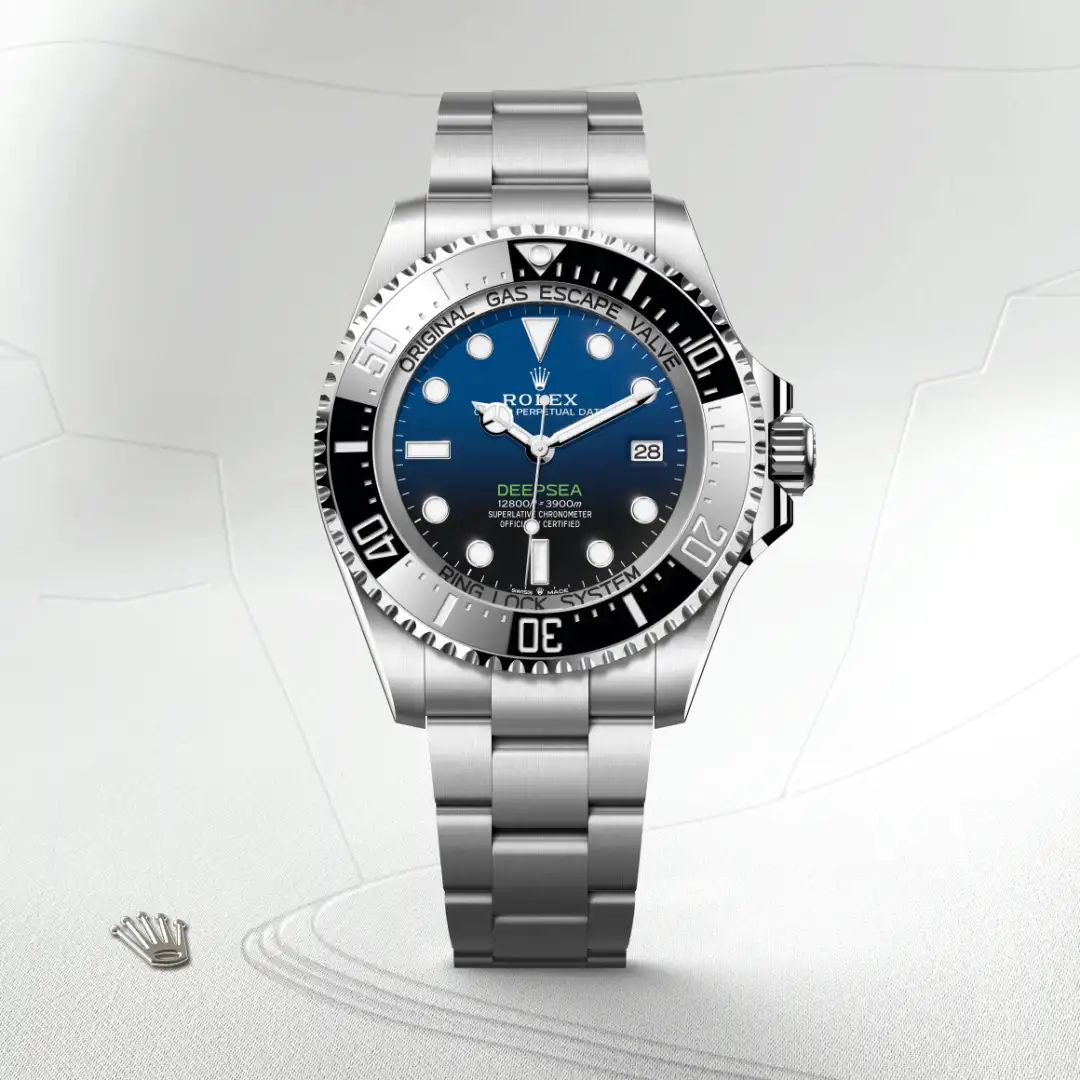 Rolex Rolex Deepsea in Acciaio Oystersteelcon “Pavé madreperla farfalle”, lunetta Bombata, bracciale Acciaio Oystersteel