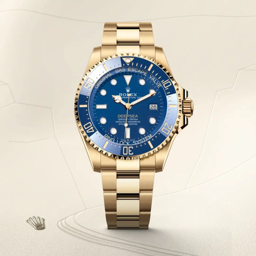 Rolex Rolex Deepsea in Acciaio Oystersteelcon “Pavé madreperla farfalle”, lunetta Bombata, bracciale Acciaio Oystersteel