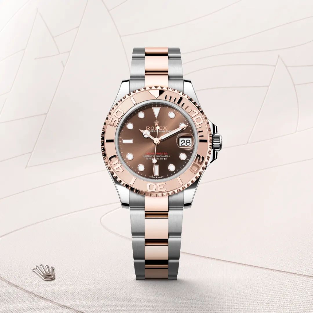 Rolex Yacht-Master 37 in Oystersteelcon “Butterfly mother-of-pearl pavé”, lunetta Domed, bracciale Oystersteel