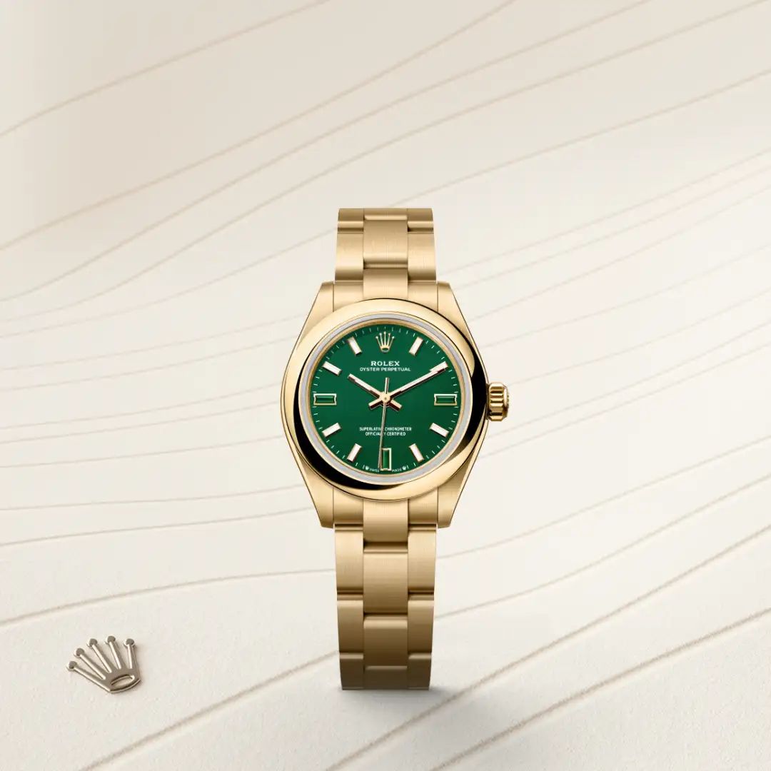 Rolex Oyster Perpetual 28 in Oystersteelcon “Butterfly mother-of-pearl pavé”, lunetta Domed, bracciale Oystersteel