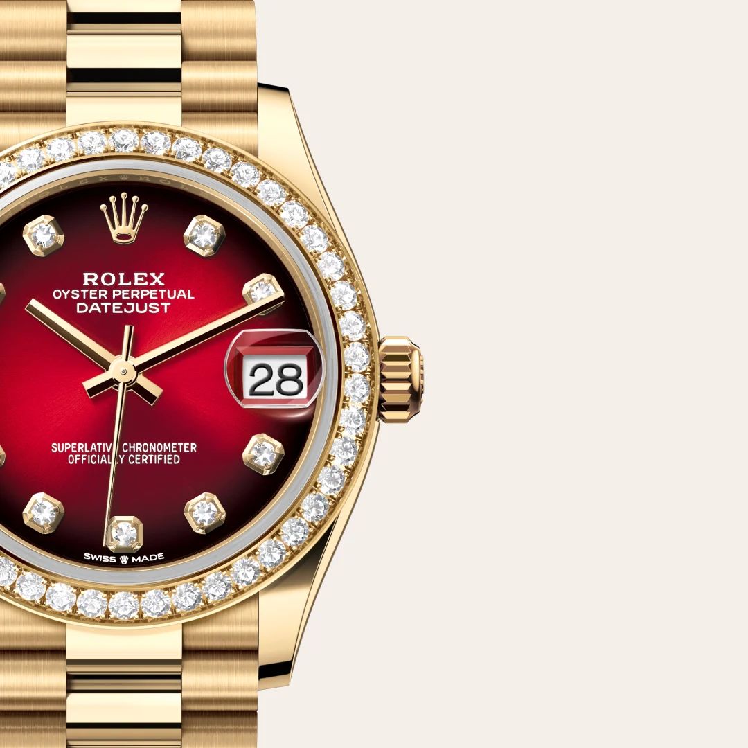 Rolex Datejust 31 in Acciaio Oystersteelcon “Pavé madreperla farfalle”, lunetta Bombata, bracciale Acciaio Oystersteel