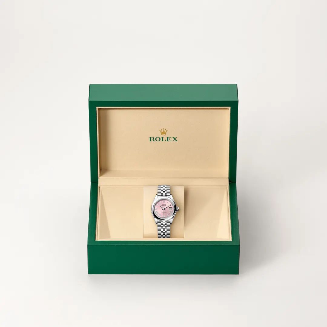 Rolex Lady-Datejust in Oystersteelcon “Butterfly mother-of-pearl pavé”, lunetta Domed, bracciale Oystersteel