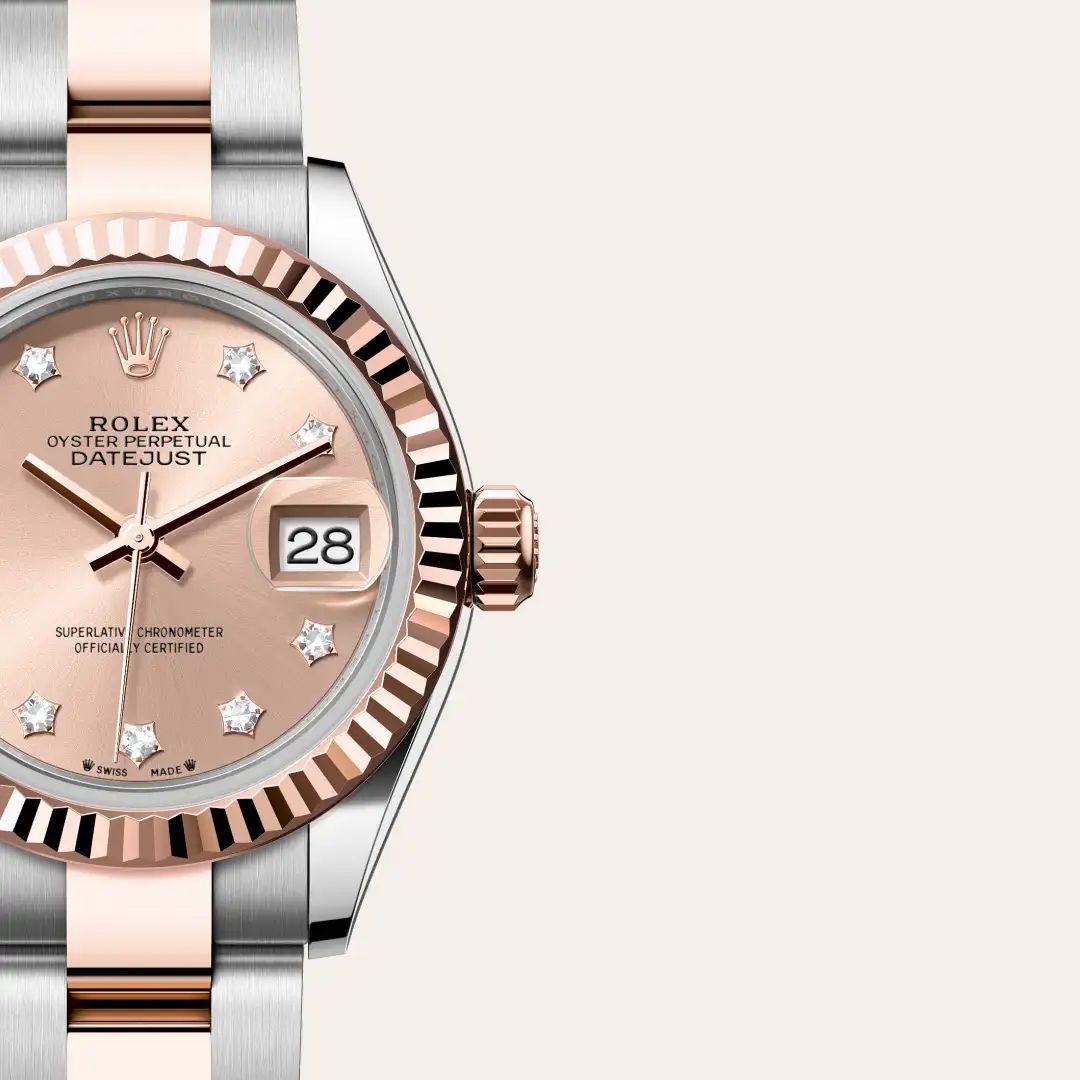 Rolex Lady-Datejust in Acciaio Oystersteelcon “Pavé madreperla farfalle”, lunetta Bombata, bracciale Acciaio Oystersteel