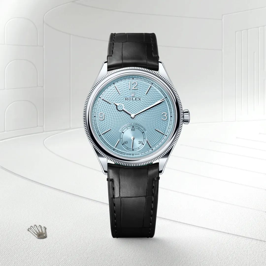 Rolex 1908 in Acciaio Oystersteelcon “Pavé madreperla farfalle”, lunetta Bombata, bracciale Acciaio Oystersteel