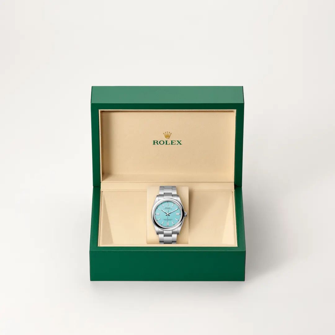 Rolex Oyster Perpetual 36 in Acciaio Oystersteelcon “Pavé madreperla farfalle”, lunetta Bombata, bracciale Acciaio Oystersteel