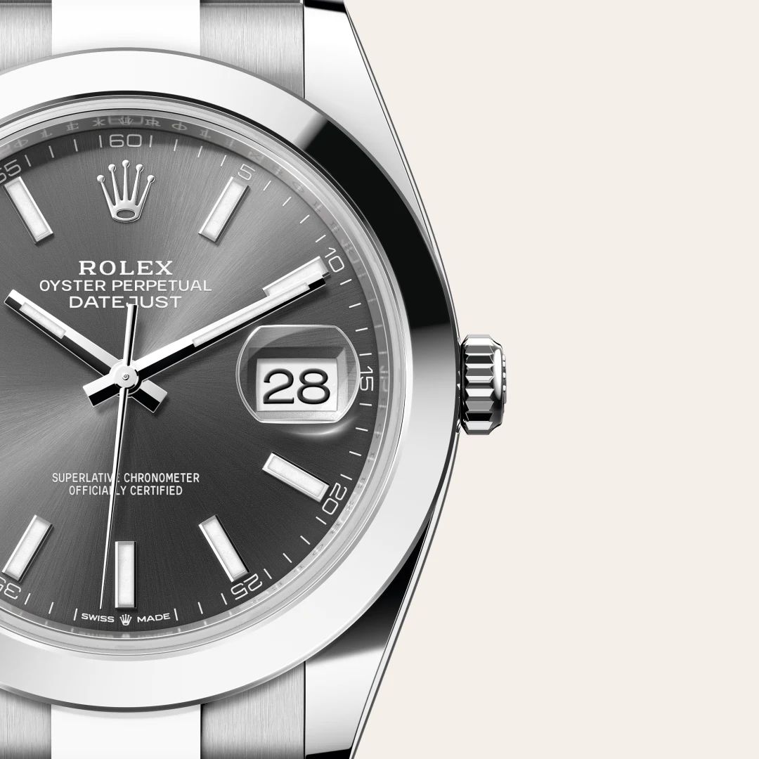 Rolex Datejust 41 in Oystersteelcon “Butterfly mother-of-pearl pavé”, lunetta Domed, bracciale Oystersteel