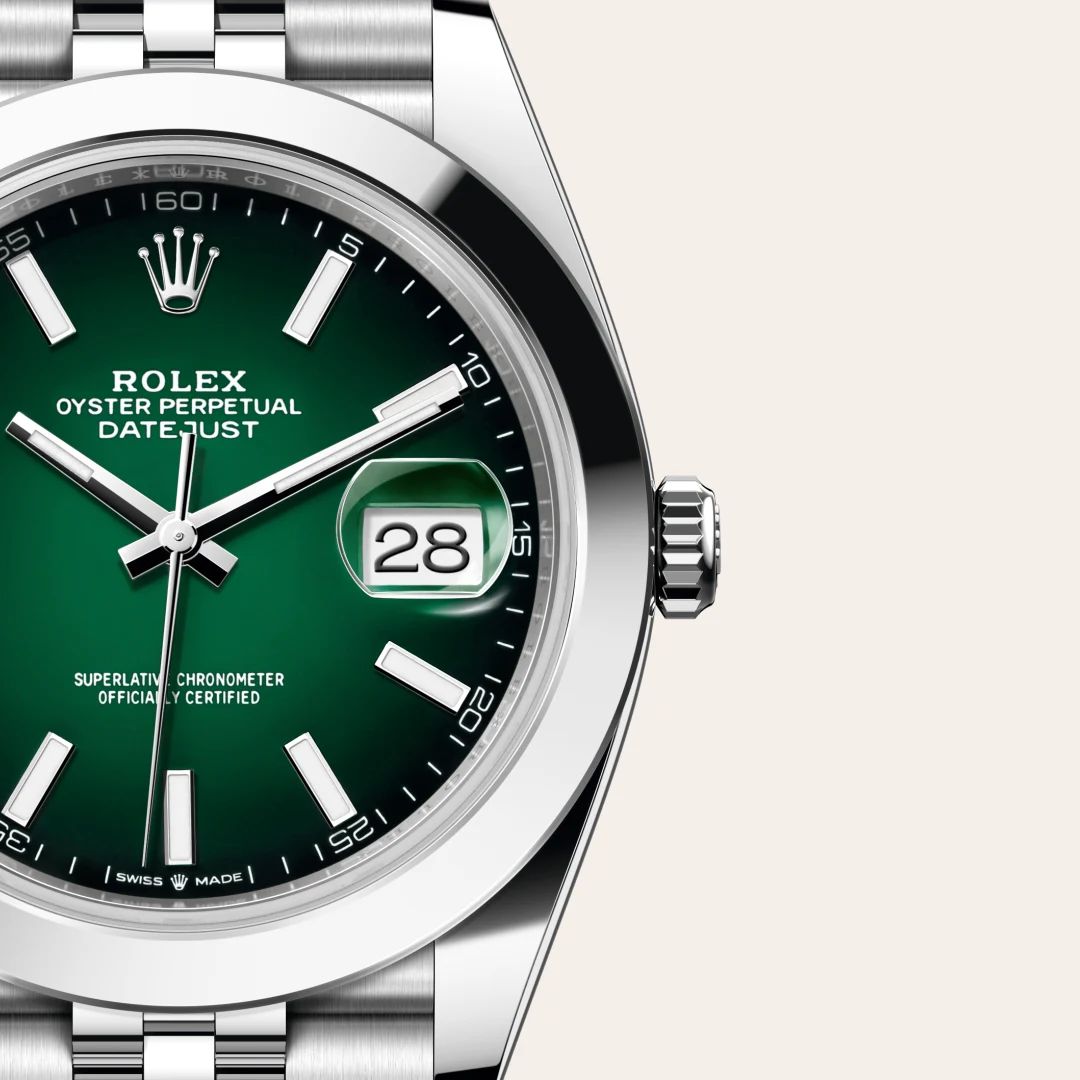 Rolex Datejust 41 in Oystersteelcon “Butterfly mother-of-pearl pavé”, lunetta Domed, bracciale Oystersteel