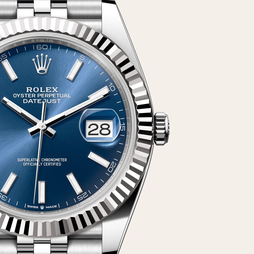 Rolex Datejust 41 in Oystersteelcon “Butterfly mother-of-pearl pavé”, lunetta Domed, bracciale Oystersteel