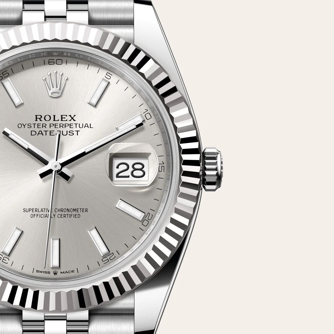Rolex Datejust 41 in Oystersteelcon “Butterfly mother-of-pearl pavé”, lunetta Domed, bracciale Oystersteel