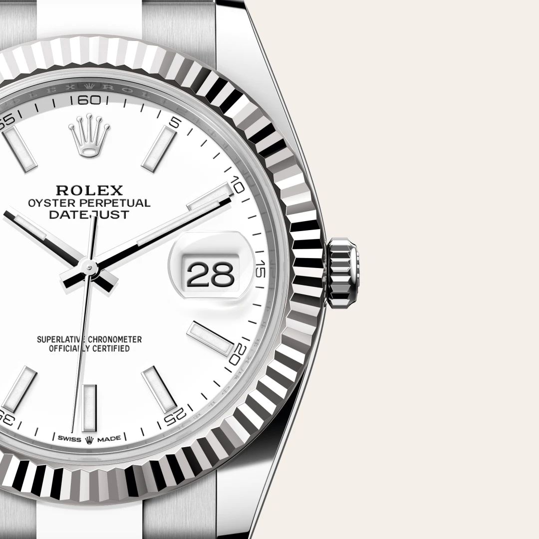 Rolex Datejust 41 in Oystersteelcon “Butterfly mother-of-pearl pavé”, lunetta Domed, bracciale Oystersteel