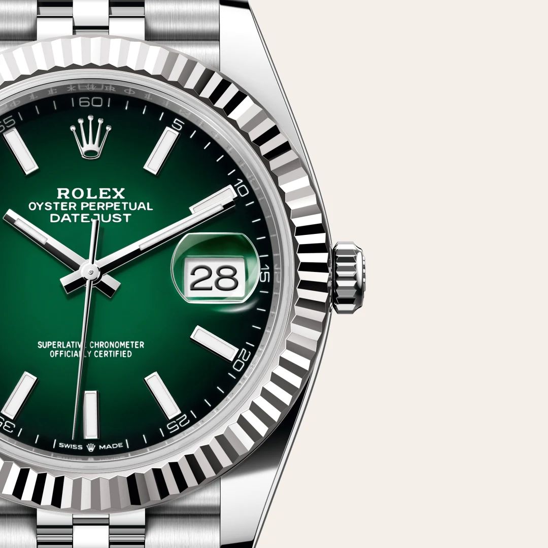 Rolex Datejust 41 in Oystersteelcon “Butterfly mother-of-pearl pavé”, lunetta Domed, bracciale Oystersteel