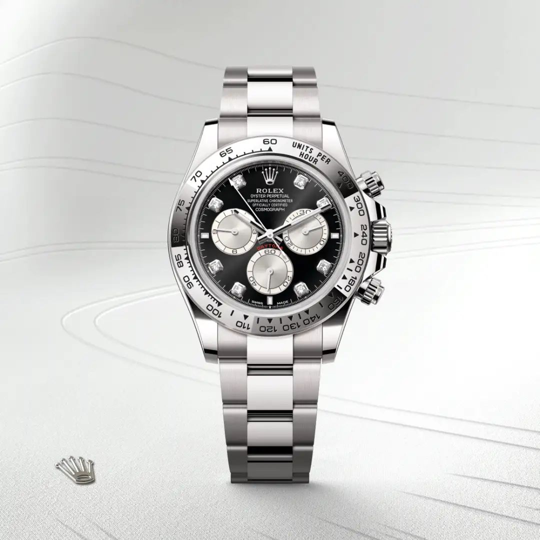 Rolex Cosmograph Daytona in Acciaio Oystersteelcon “Pavé madreperla farfalle”, lunetta Bombata, bracciale Acciaio Oystersteel