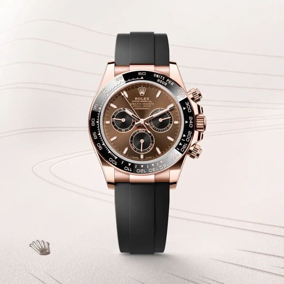 Rolex Cosmograph Daytona in Acciaio Oystersteelcon “Pavé madreperla farfalle”, lunetta Bombata, bracciale Acciaio Oystersteel