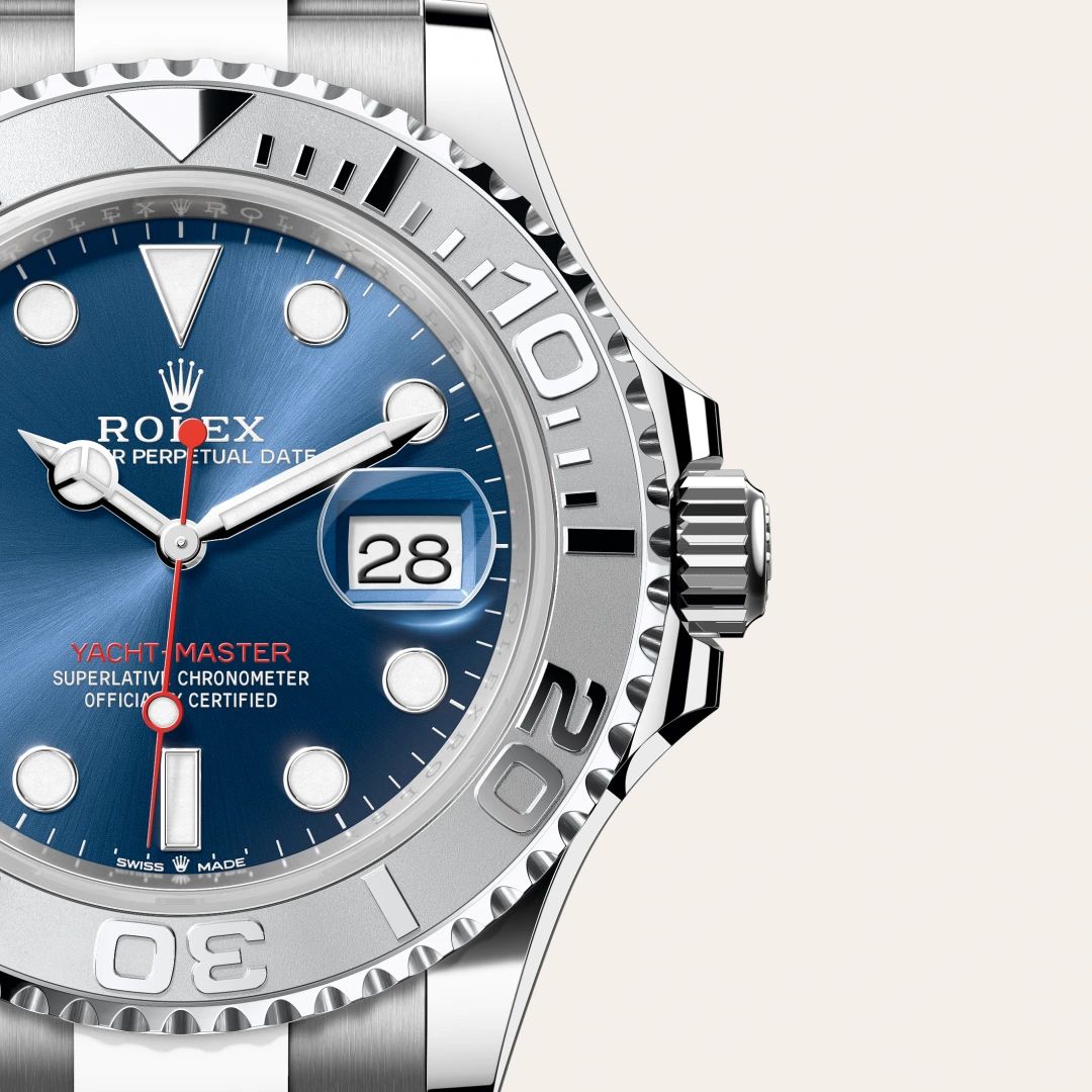 Rolex Yacht-Master 40 in Oystersteelcon “Butterfly mother-of-pearl pavé”, lunetta Domed, bracciale Oystersteel