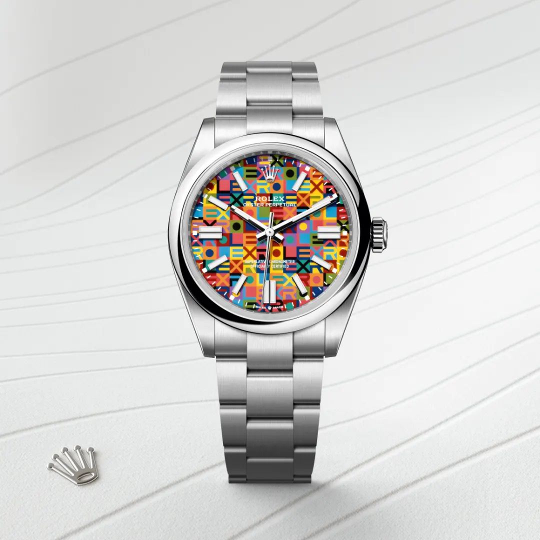 Rolex Oyster Perpetual 41 in Oystersteelcon “Butterfly mother-of-pearl pavé”, lunetta Domed, bracciale Oystersteel