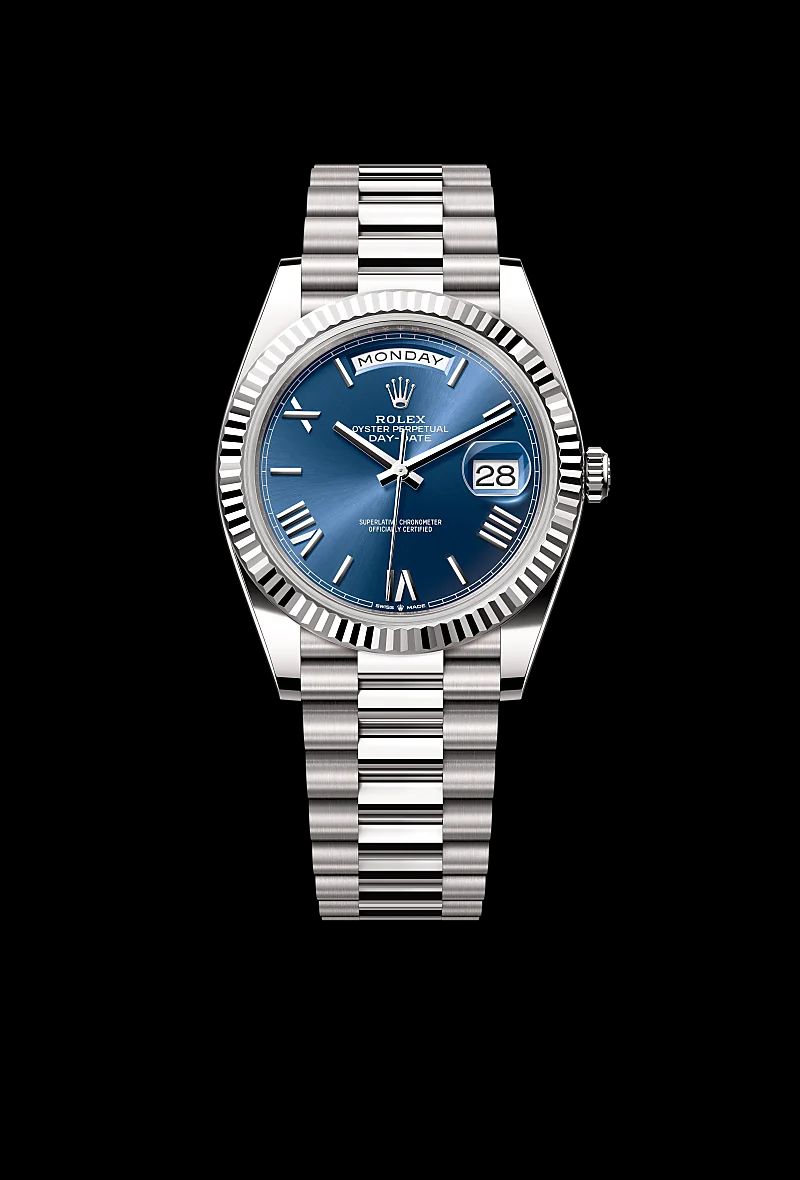 Rolex Day-Date 40 in Oystersteelcon “Butterfly mother-of-pearl pavé”, lunetta Domed, bracciale Oystersteel