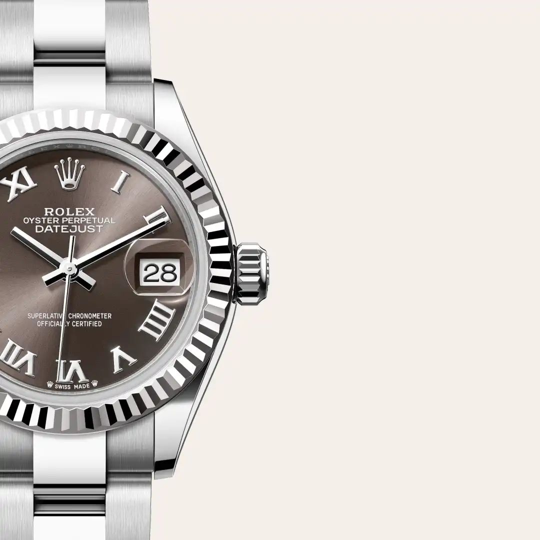 Rolex Lady-Datejust in Acciaio Oystersteelcon “Pavé madreperla farfalle”, lunetta Bombata, bracciale Acciaio Oystersteel