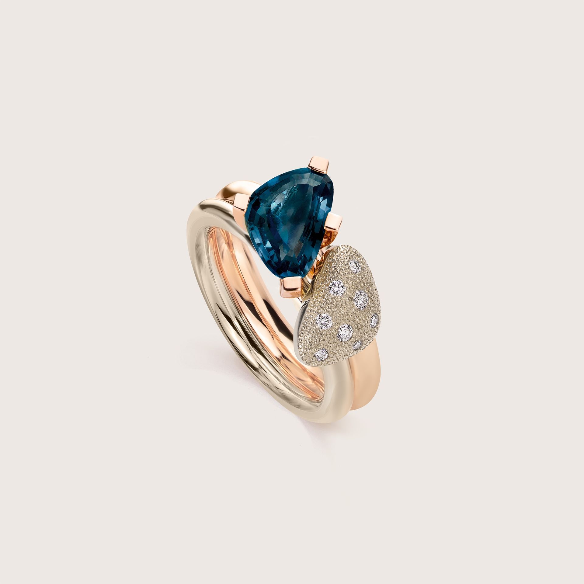 ASTRUA Anello Aquiloni, Oro Rosa, Oro Bianco, Diamanti, Topazio  AQ15TL9PD.XSS