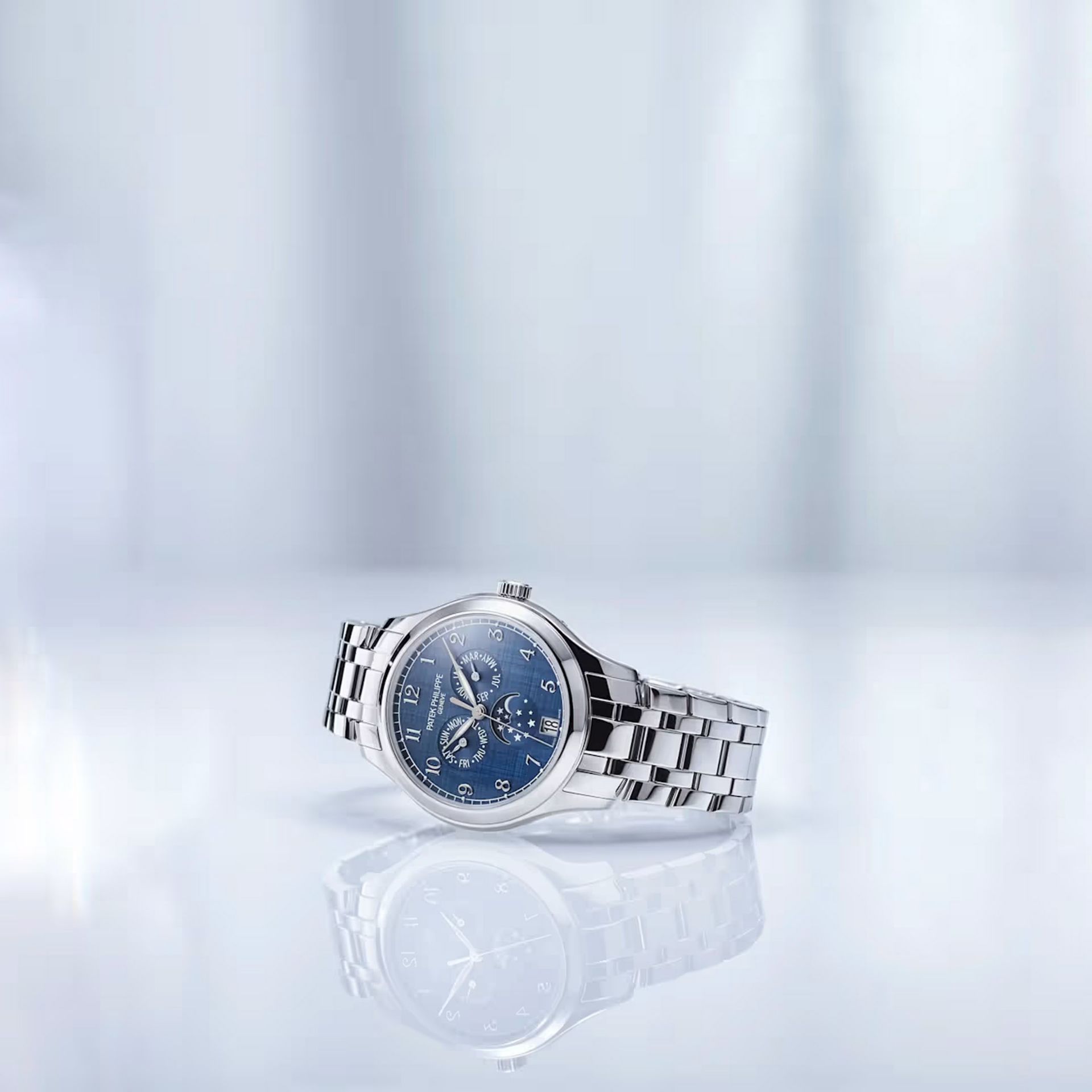 PATEK PHILIPPE Complicazioni 38 MM 4947/1A-001