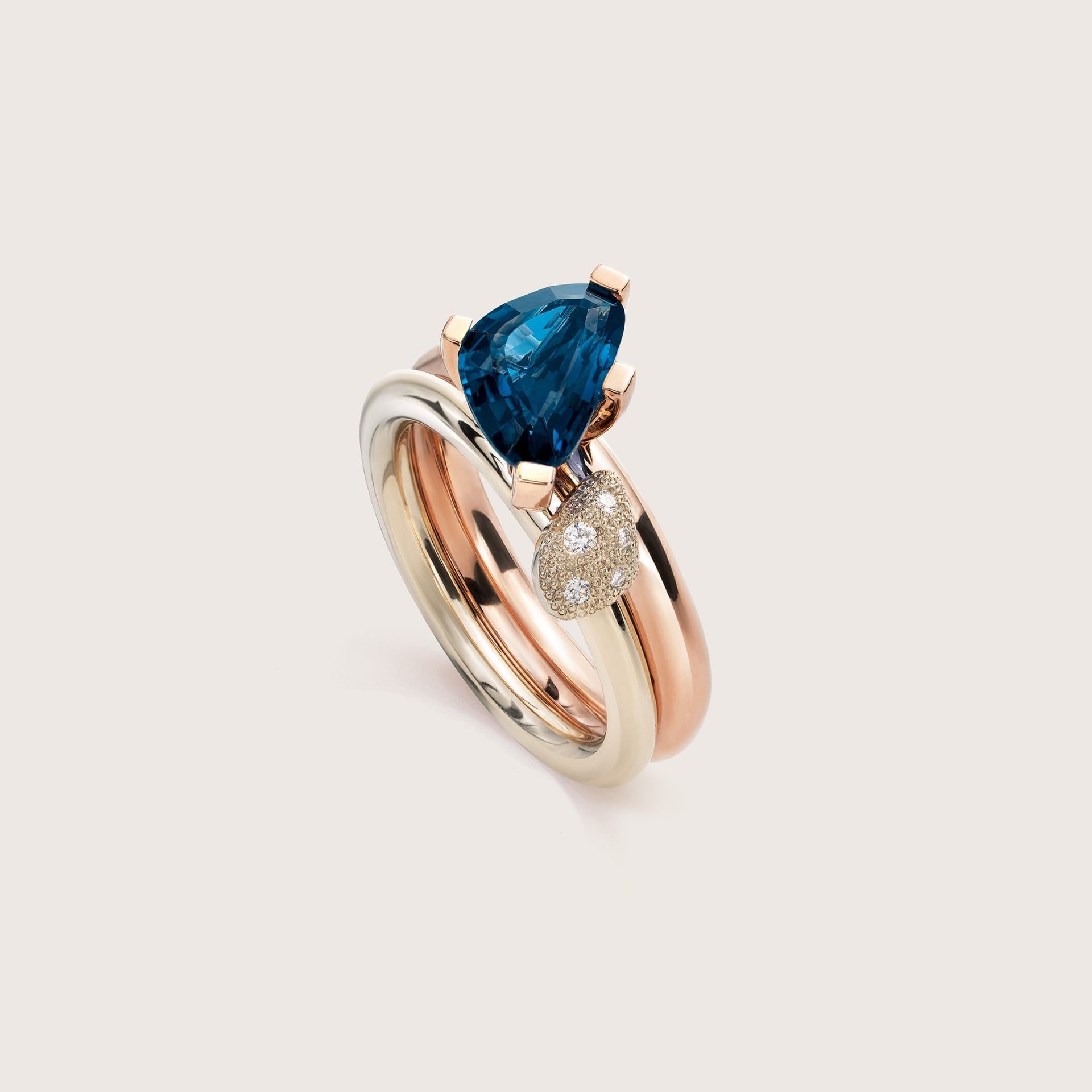ASTRUA Anello Aquiloni, Oro Rosa, Oro Bianco, Diamanti, Topazio  AQ15TL9PD.SXS
