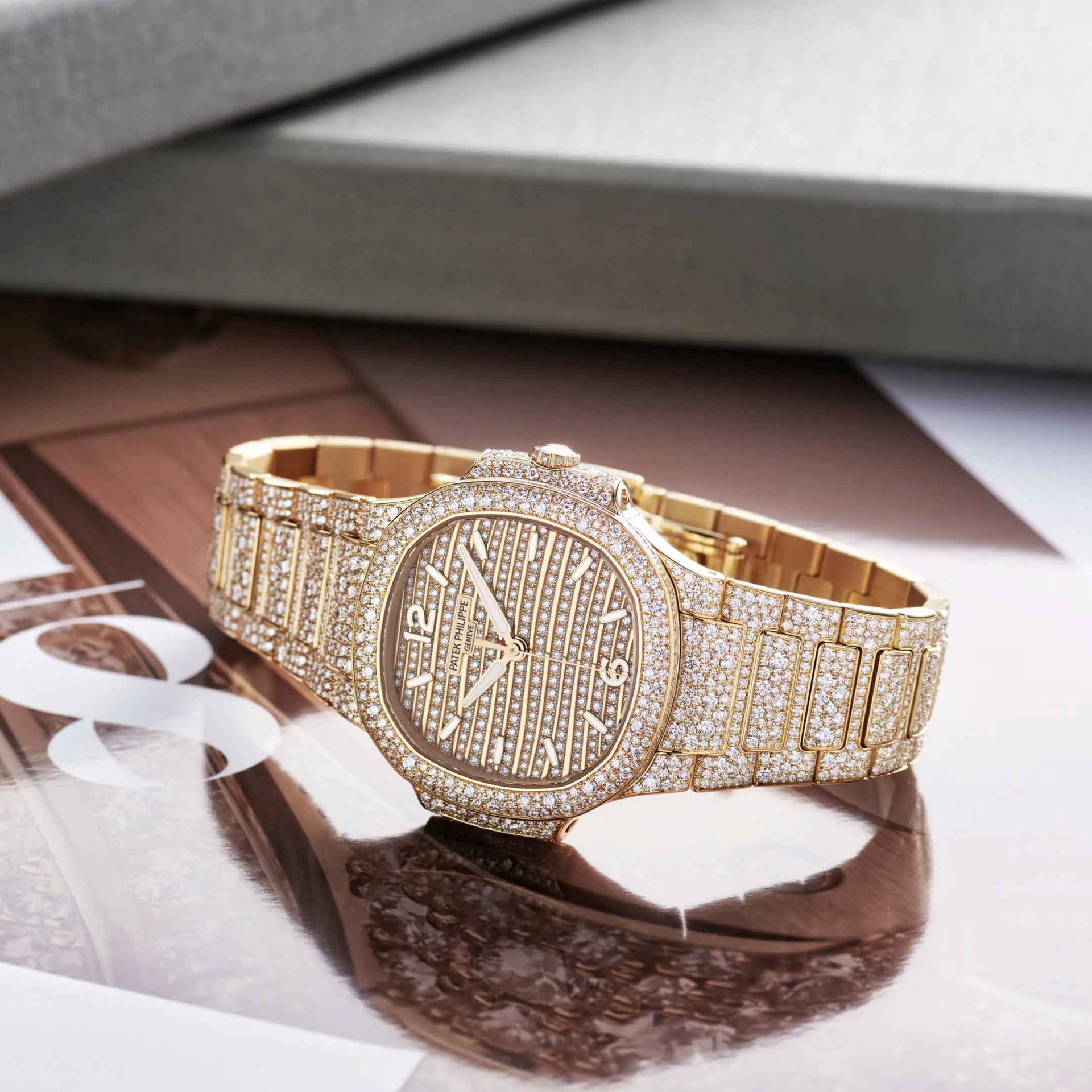 PATEK PHILIPPE Nautilus Alta Gioielleria 35.2  MM 7118/1450R-001