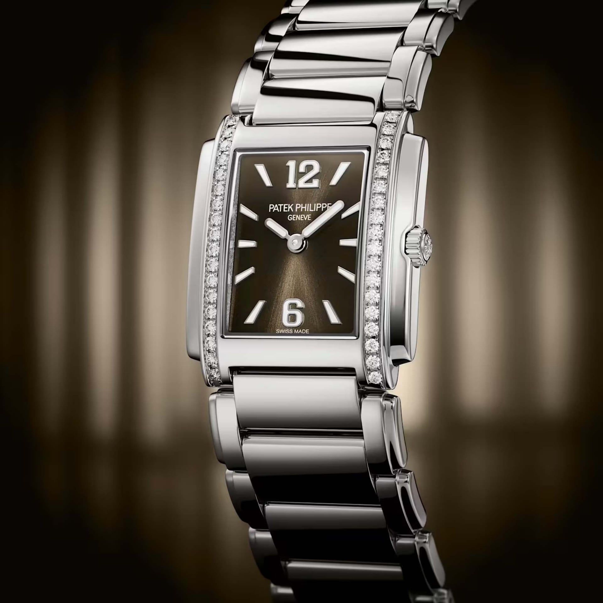 PATEK PHILIPPE Twenty-4 25 X 30  MM 4910/1200A-010