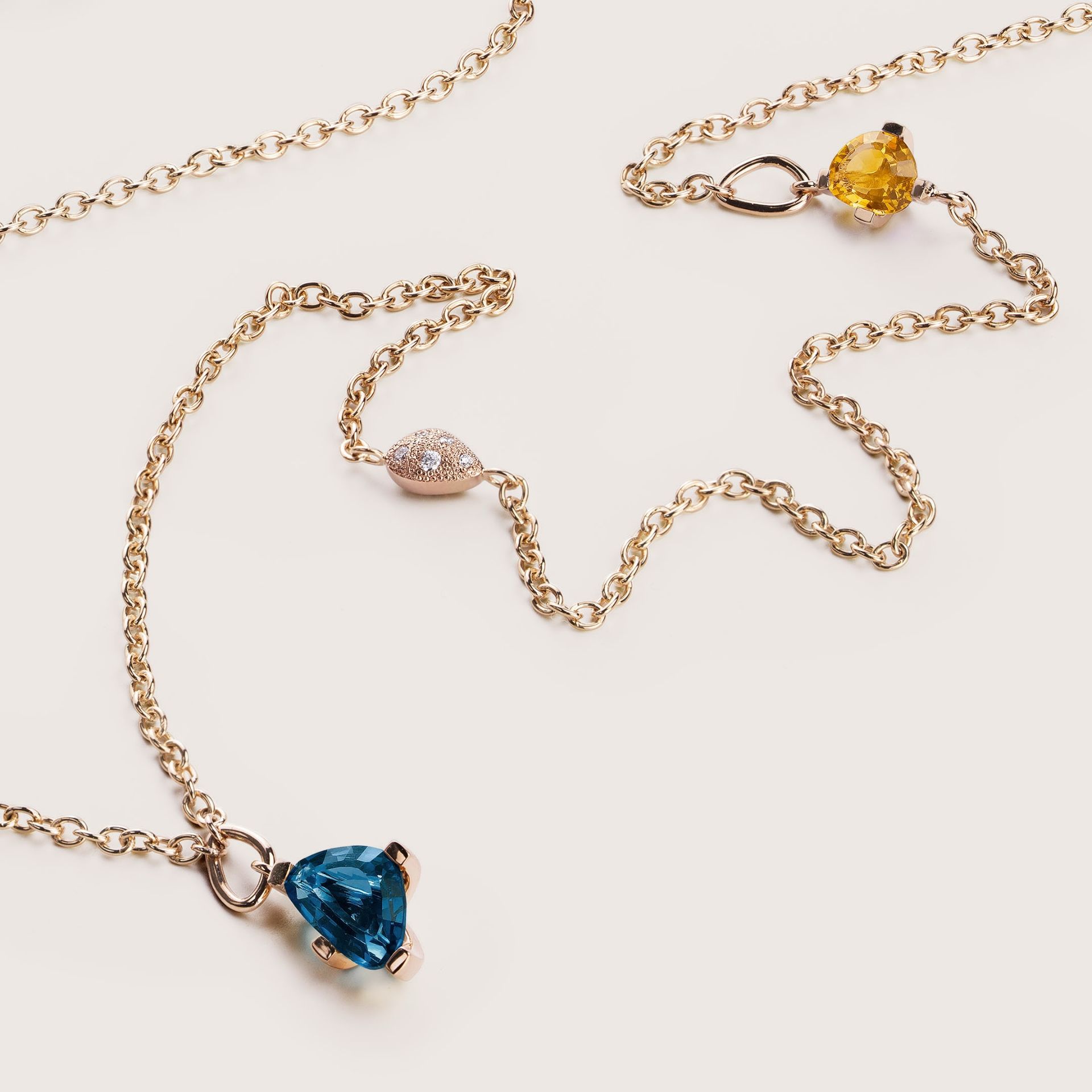 ASTRUA Collana Aquiloni, Oro Rosa, Diamanti, Semipreziosi  AQ65-5PD4SP.80-3