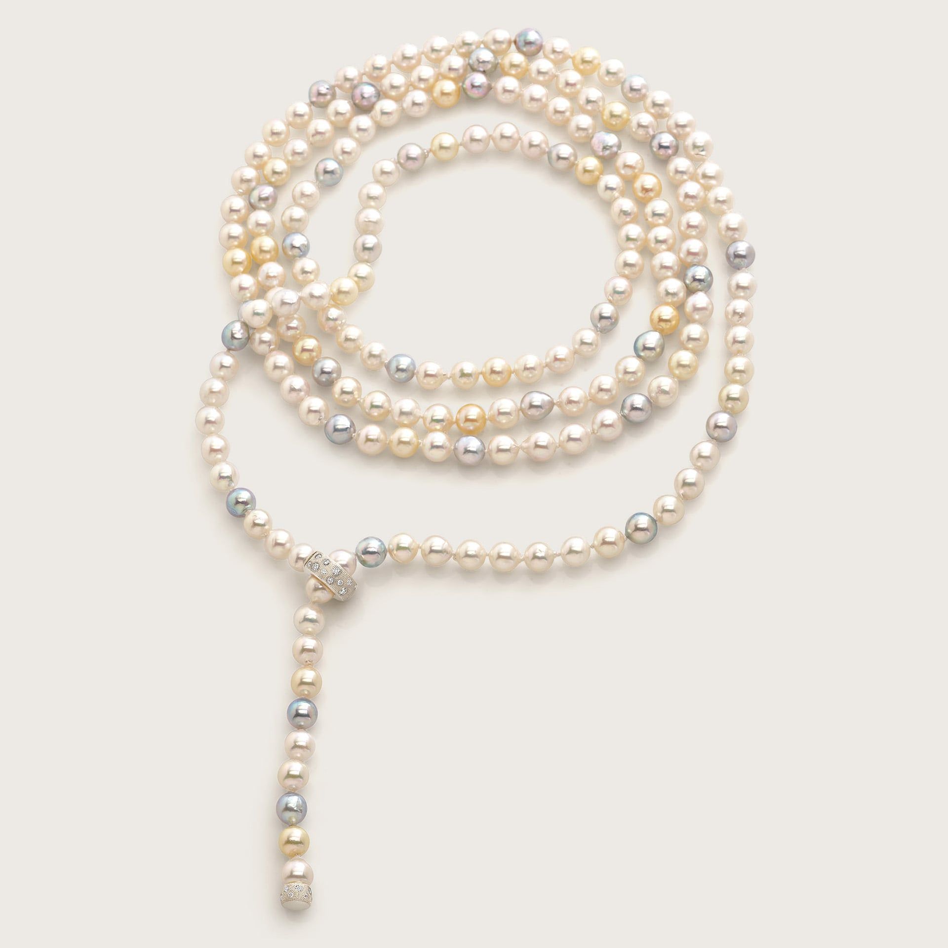 ASTRUA Collana Diva, Perle Akoya, Oro Bianco, Diamanti  DI69KTMORPD-P4AK8,5-9
