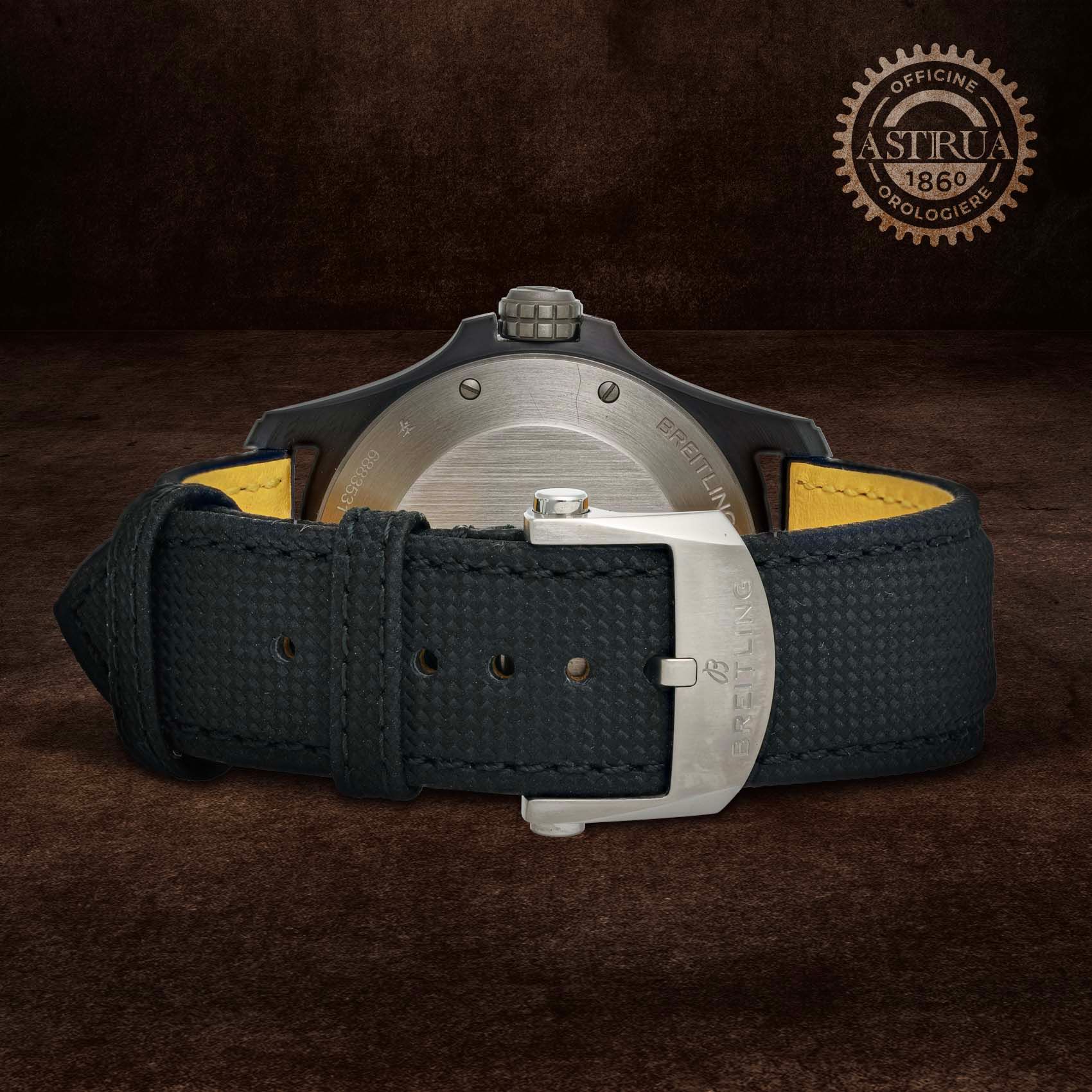 BREITLING Avenger Automatic 42 Night Mission 42 MM S17328101B1X1