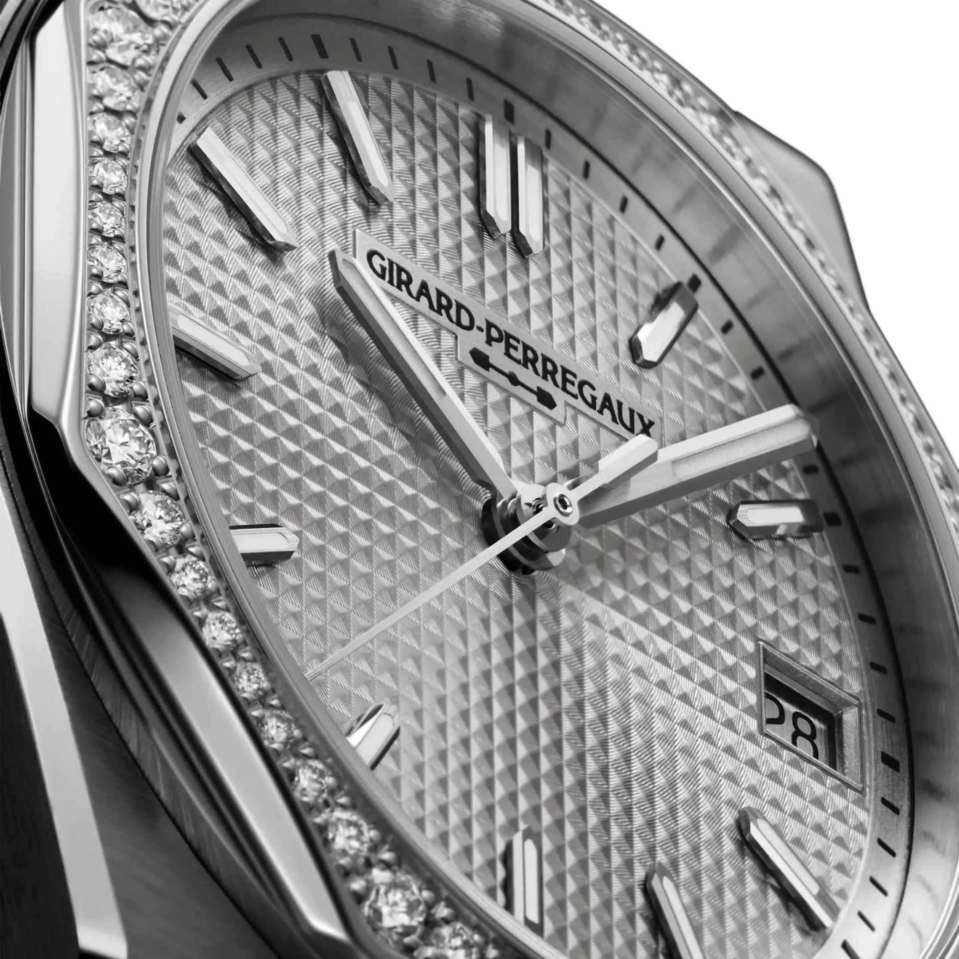 GIRARD PERREGAUX Laureato Fifty 36 MM 81006-11S3597-1CM