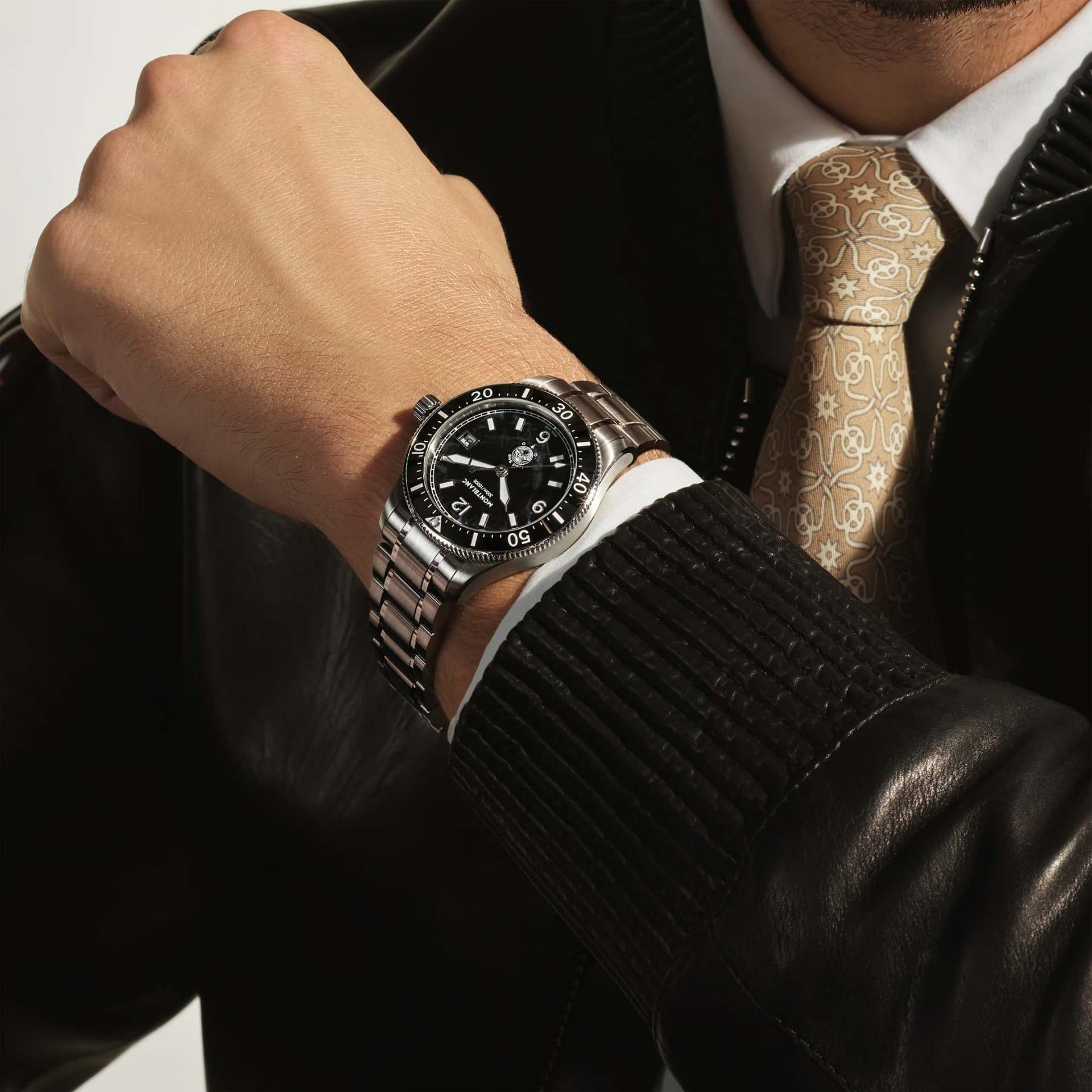 MONTBLANC Iced Sea Automatic Date 0 Oxygen 38 MM 136765