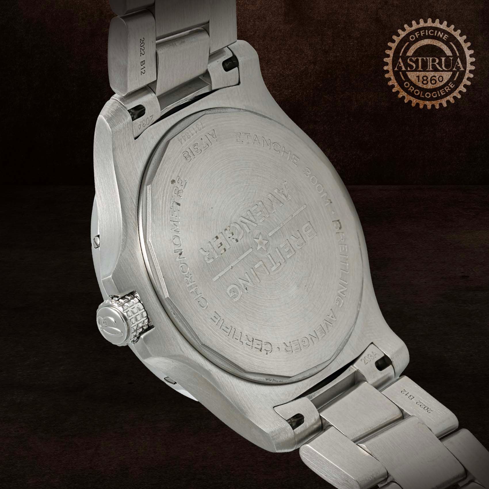 BREITLING Avenger 43 MM A17318101C1A1