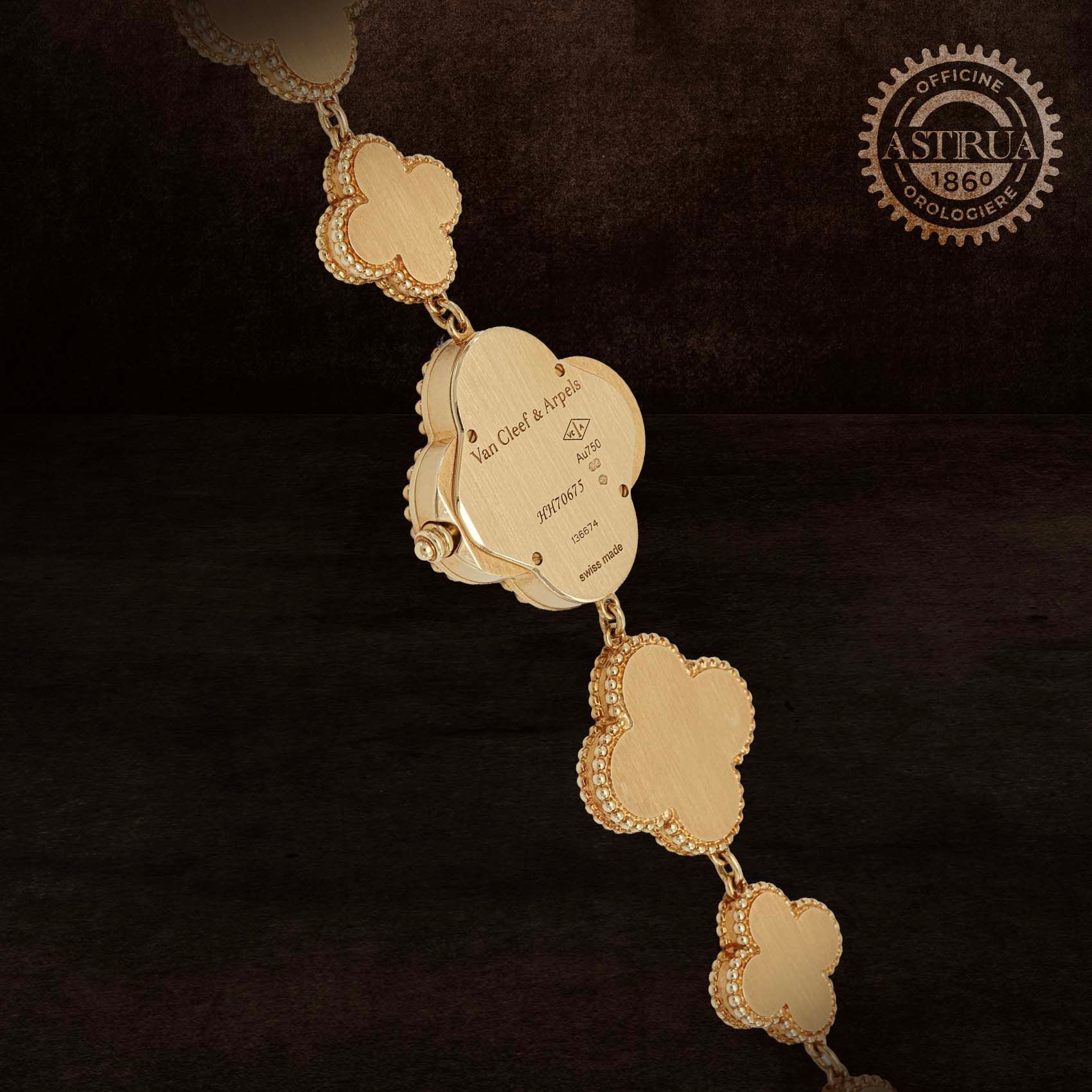 Van Cleef & Arpels Alhambra 26 MM 136674