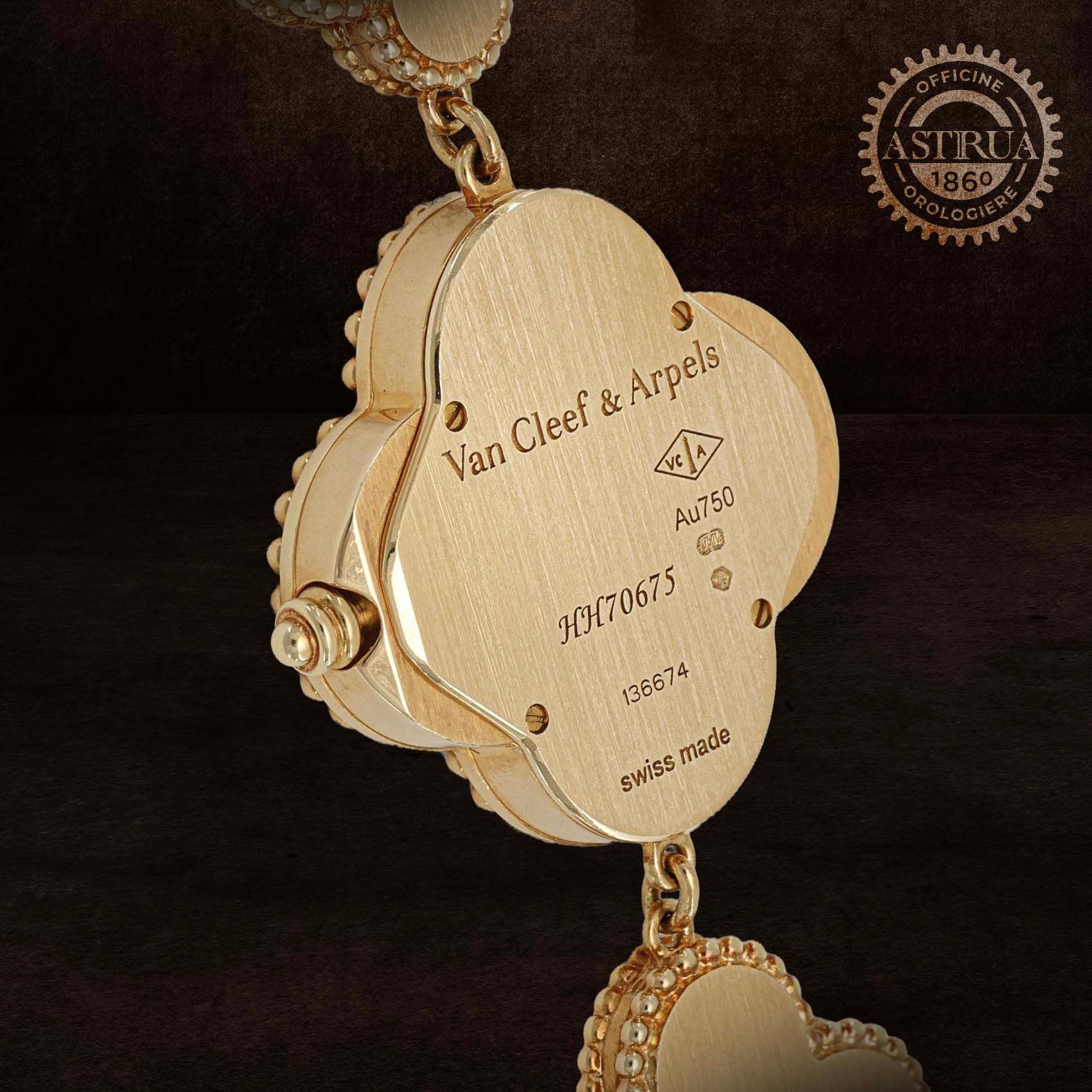 Van Cleef & Arpels Alhambra 26 MM 136674