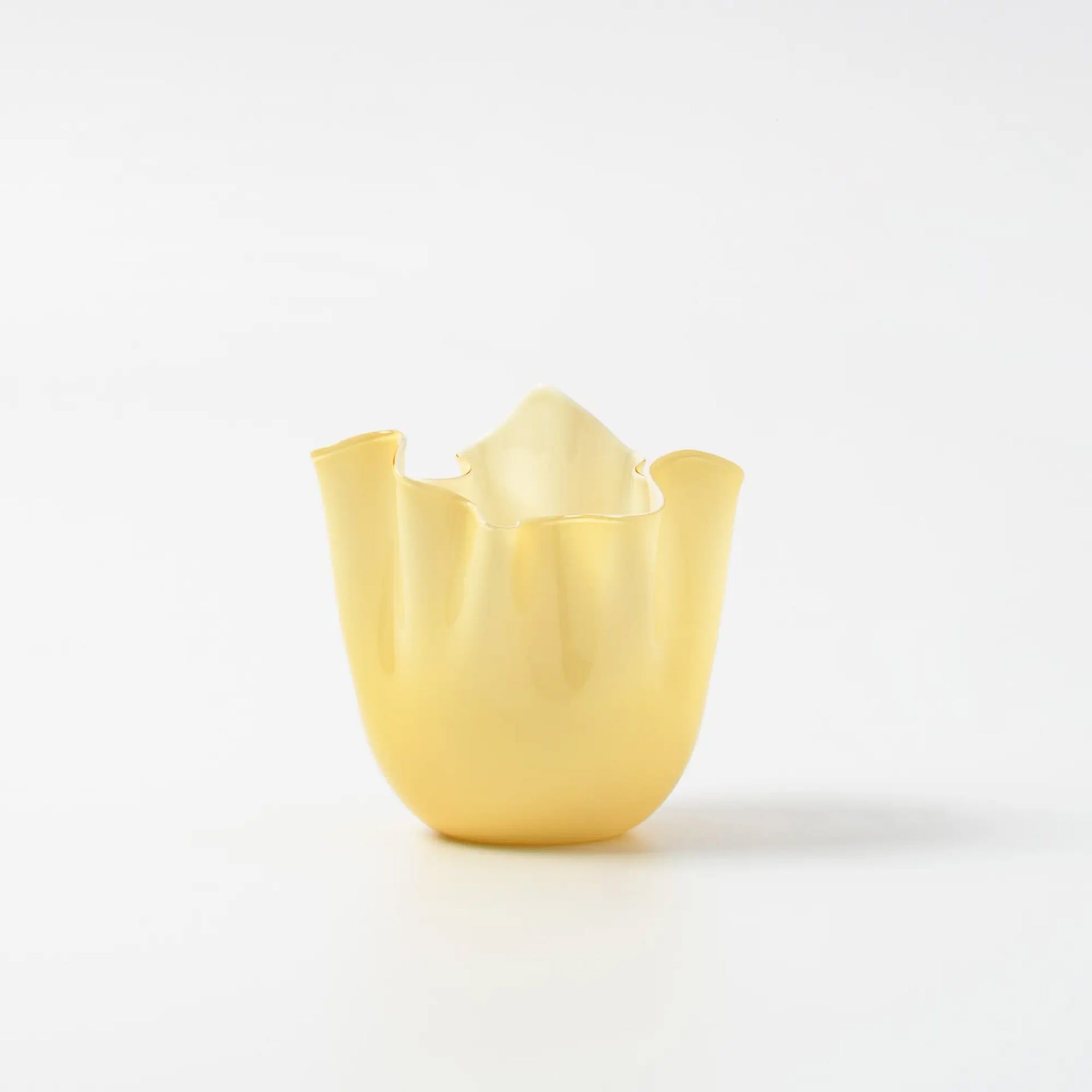 VENINI Vaso Fazzoletto Small Burro 13,5 CM – H 13,5 CM 700.04