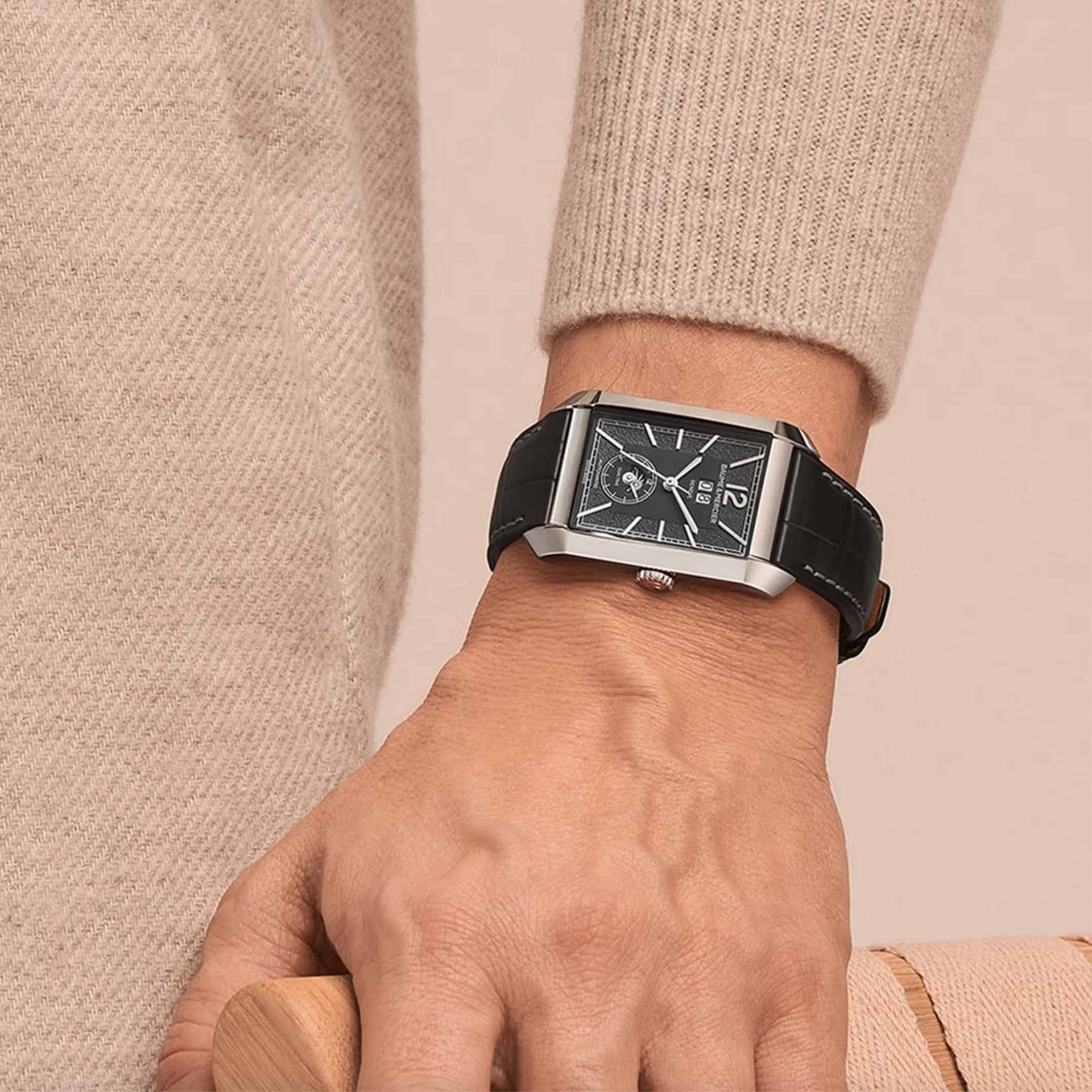 BAUME & MERCIER Hampton 10666 48 X 31 MM M0A10666