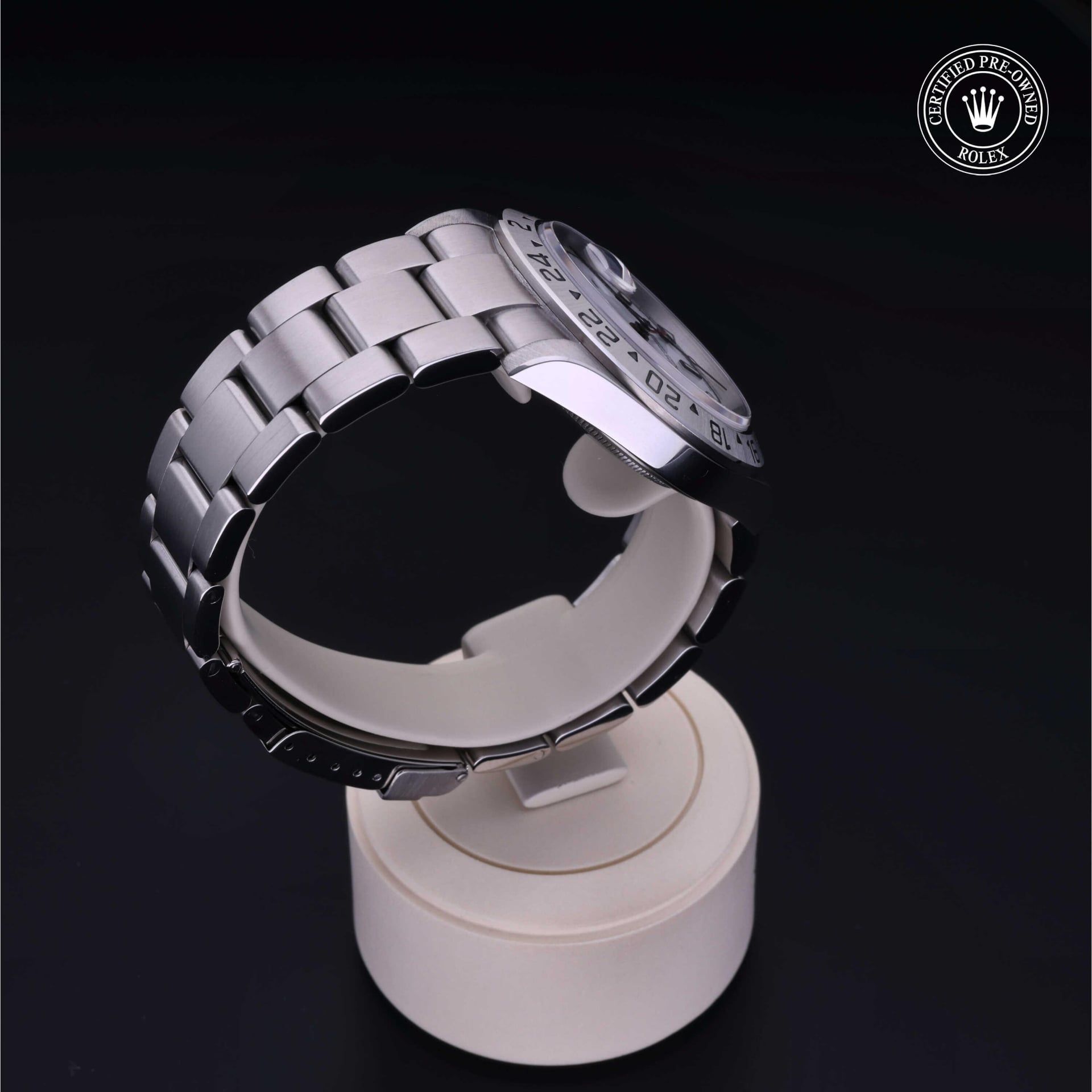 Rolex Explorer II  40 mm 16570