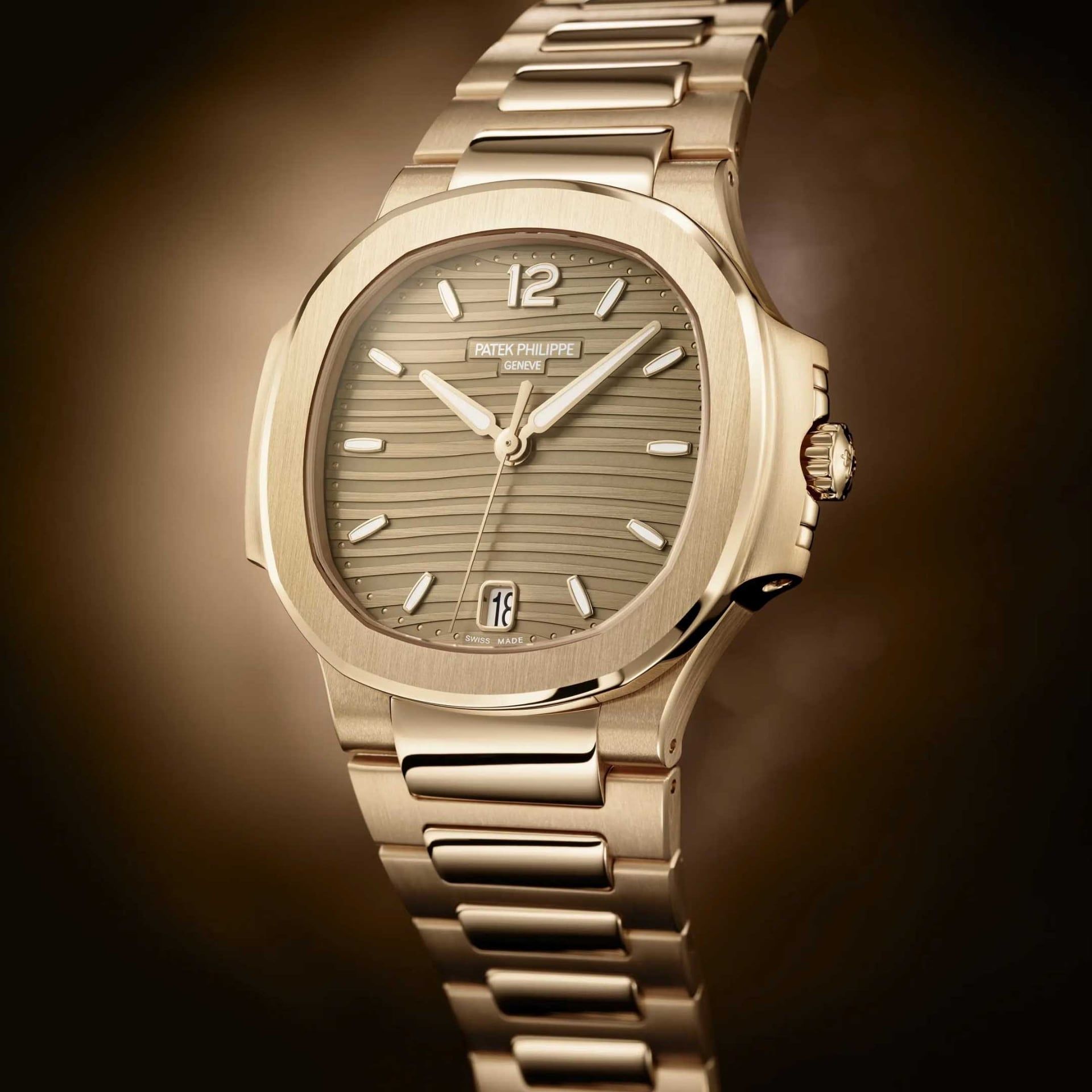 PATEK PHILIPPE Nautilus "Ladies Automatic" 35,2  MM 7118/1R-010