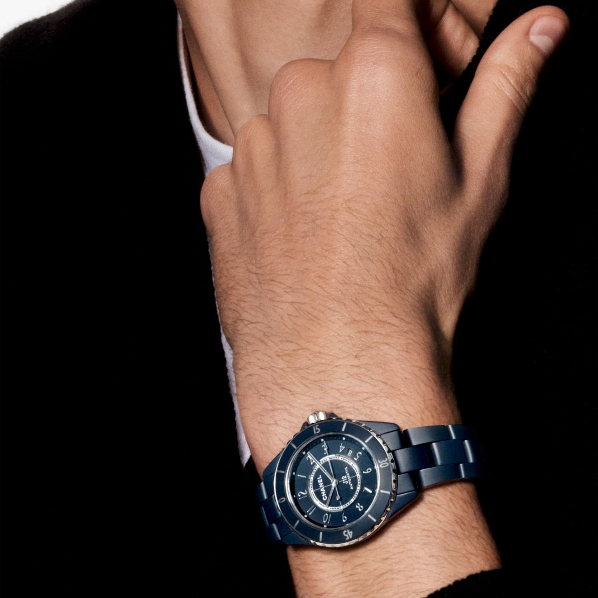 CHANEL J12 Calibro 12.1 38 MM H11684